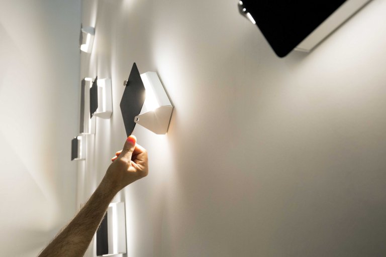Nemo Applique à Volet Pivotant wandlamp LED wit/geel