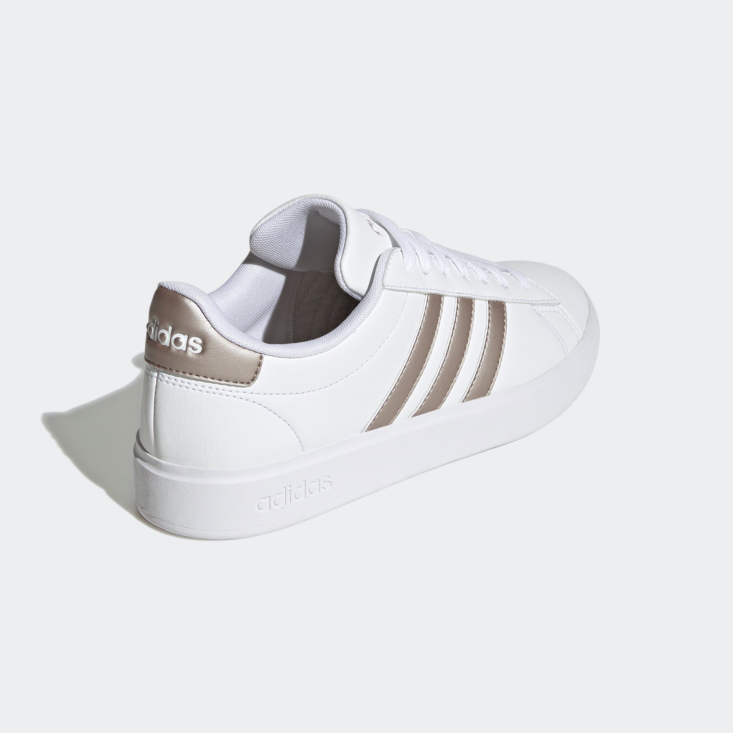 adidas Sportswear Sneaker »GRAND COURT 2.0«  Design auf den Spuren des adidas Superstar