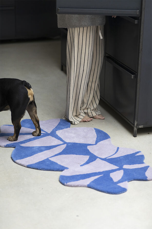 Bongusta Electro Rug Blue & rose