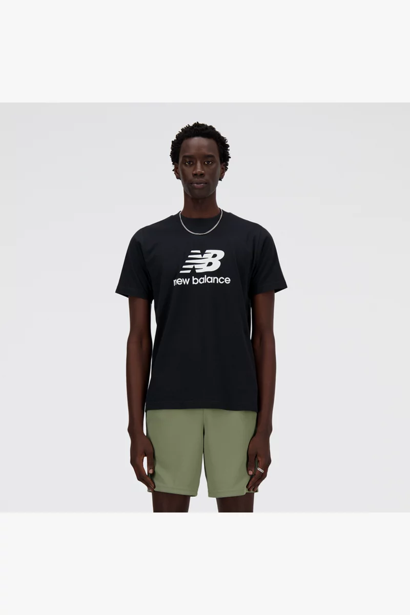 New Balance Sport Essentials Stacked Logo Herren T-Shirt
