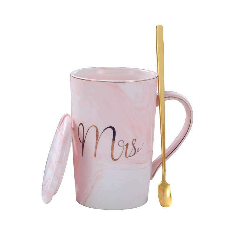 (6-tlg. Set) 400ml Keramik Kaffee Tasse Hochzeits Geschenk Couple Cups inkl. Deckel   Löffel - Mr & Mrs