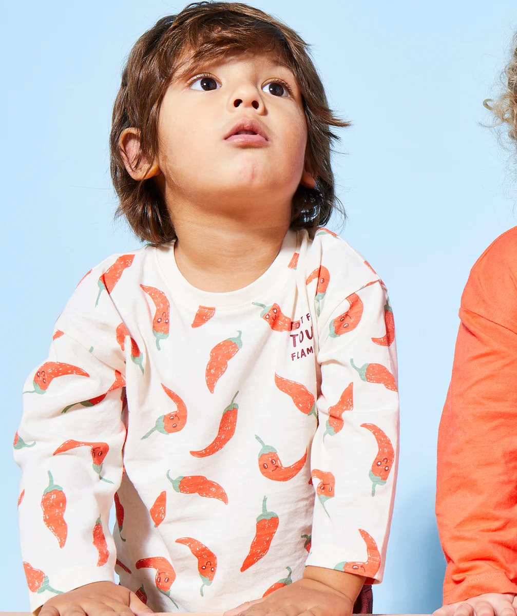 T-SHIRT BÉBÉ GARÇON EN COTON BIO ÉCRU AVEC IMPRIMÉ PIMENT