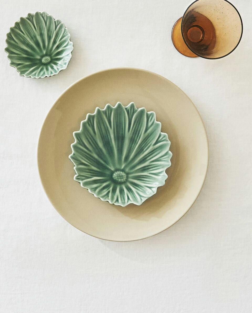 ACESSÓRIO DE MESA COM FLORES