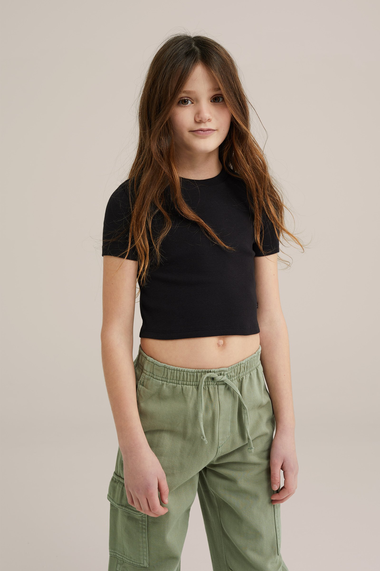 Meisjes cropped T-shirt van ribstof WE Fashion Zwart