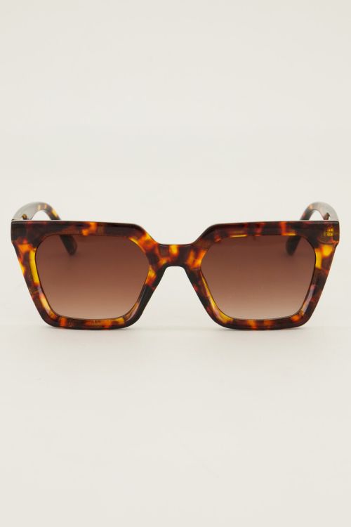 The Kendall bruine zonnebril