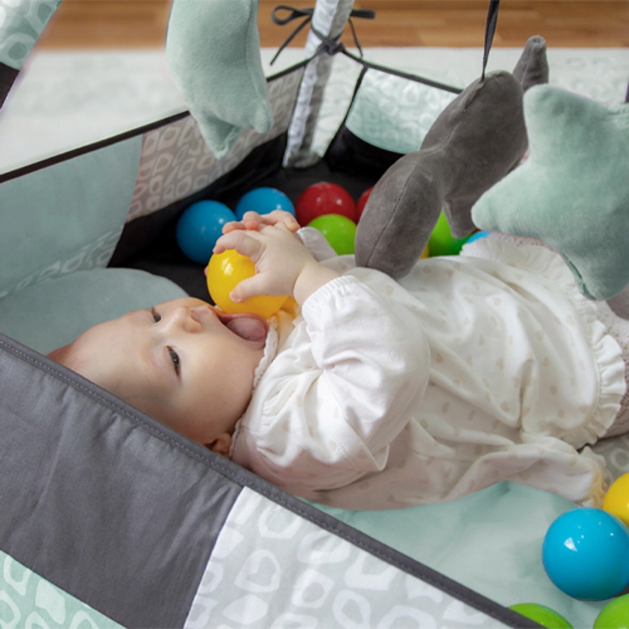 babyGO - Spielmatte mit Bällen grün