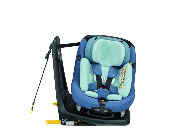 AxissFix Plus 0 - 4 Y  45 - 105 cm  0 - 19 kg    i-Size safety |    360° swiveling seat |    Grows with baby from birth to 4y |    Rearward & forward-facing travel |