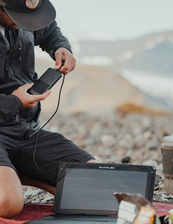 GRAVITY Powerbank  black  10000mAh, 37W Output: 15W