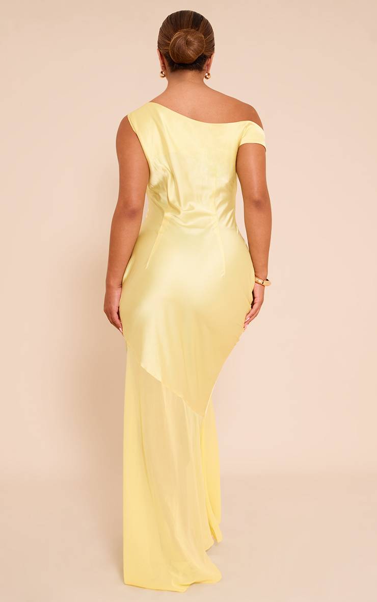 Pale Yellow Robe Maxi Moulante En Satin À Épaules Dénudées Et Ourlet Transparent Contrasté
