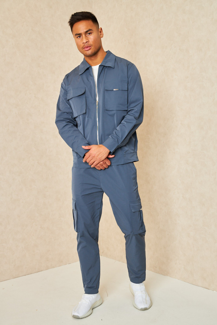 Ensemble gris foncé veste + pantalon cargo