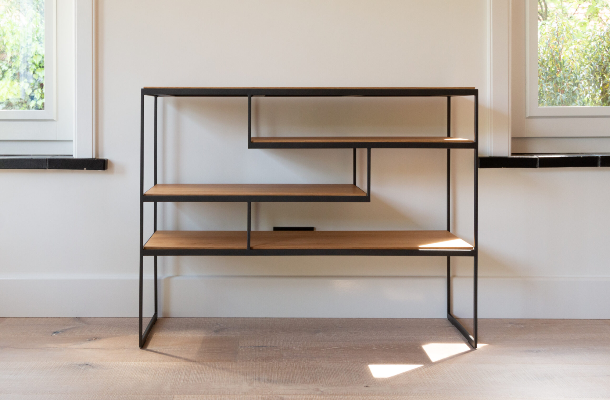 They & Me sidetable Basso - RAL9010 Zuiverwit onderstel