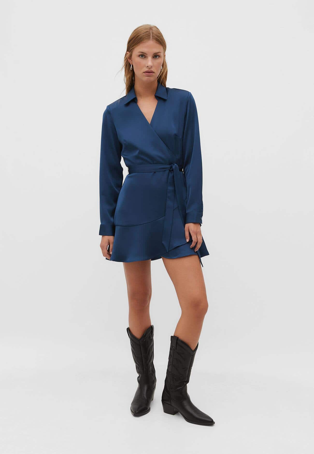 Vestido curto de cetim