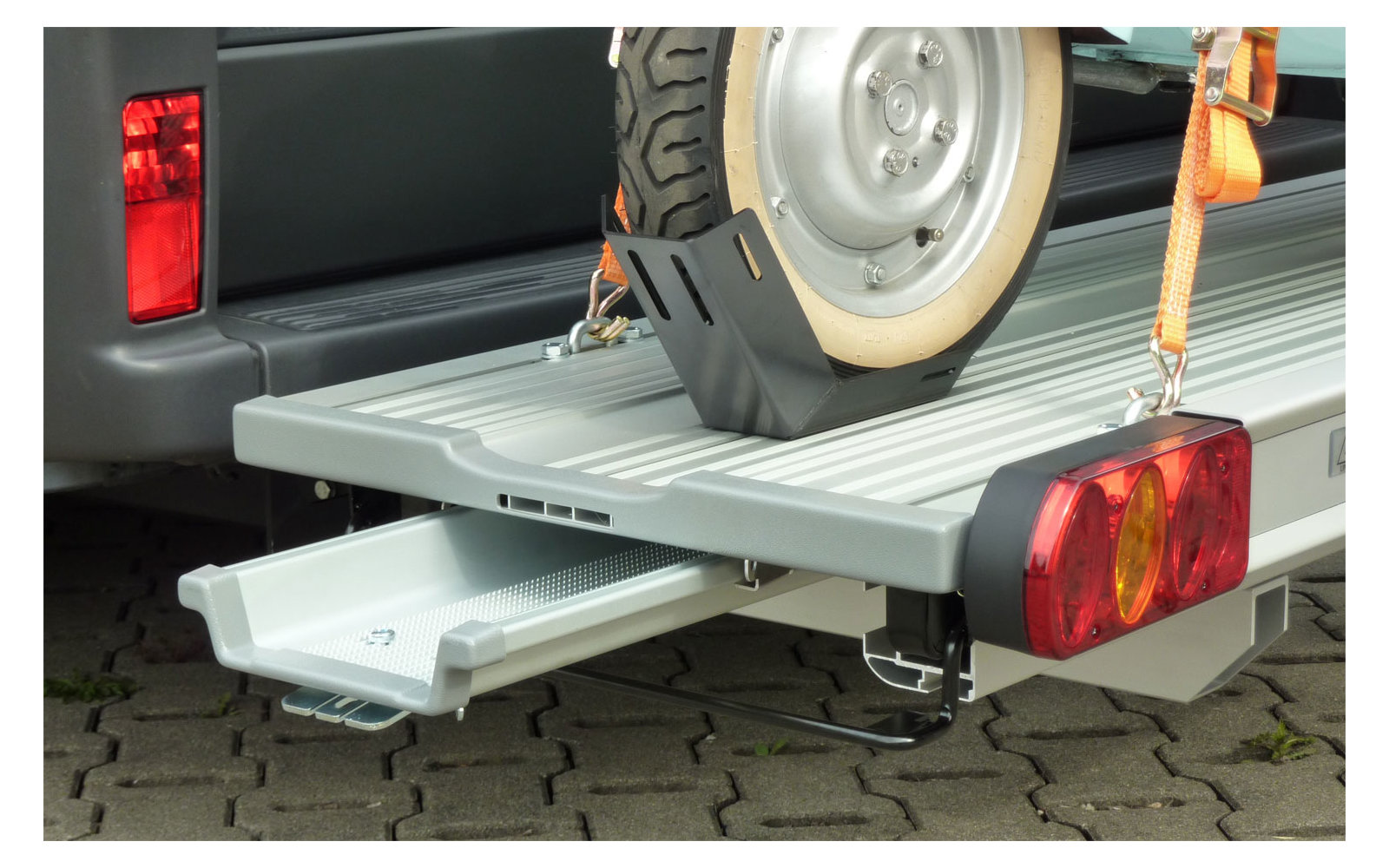 Linnepe SlidePort Lastenträger für Fiat Ducato ab 07/2006 kurzer Überhang 1000 mm
