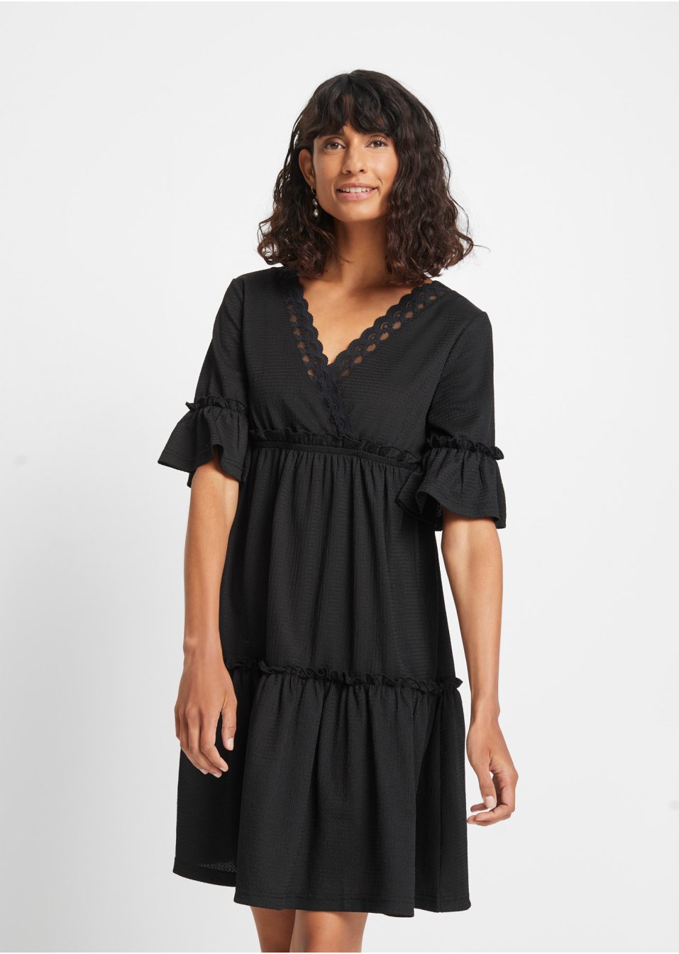 Robe à broderie ajourée