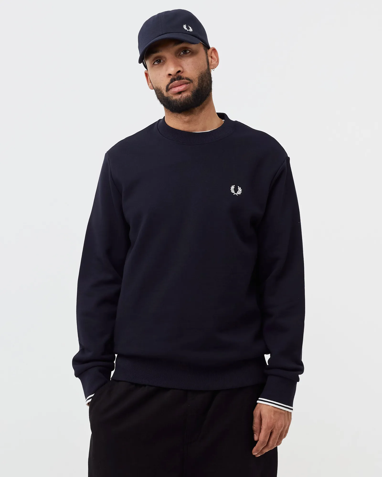 Fred Perry CREW NECK SWEATSHIRT