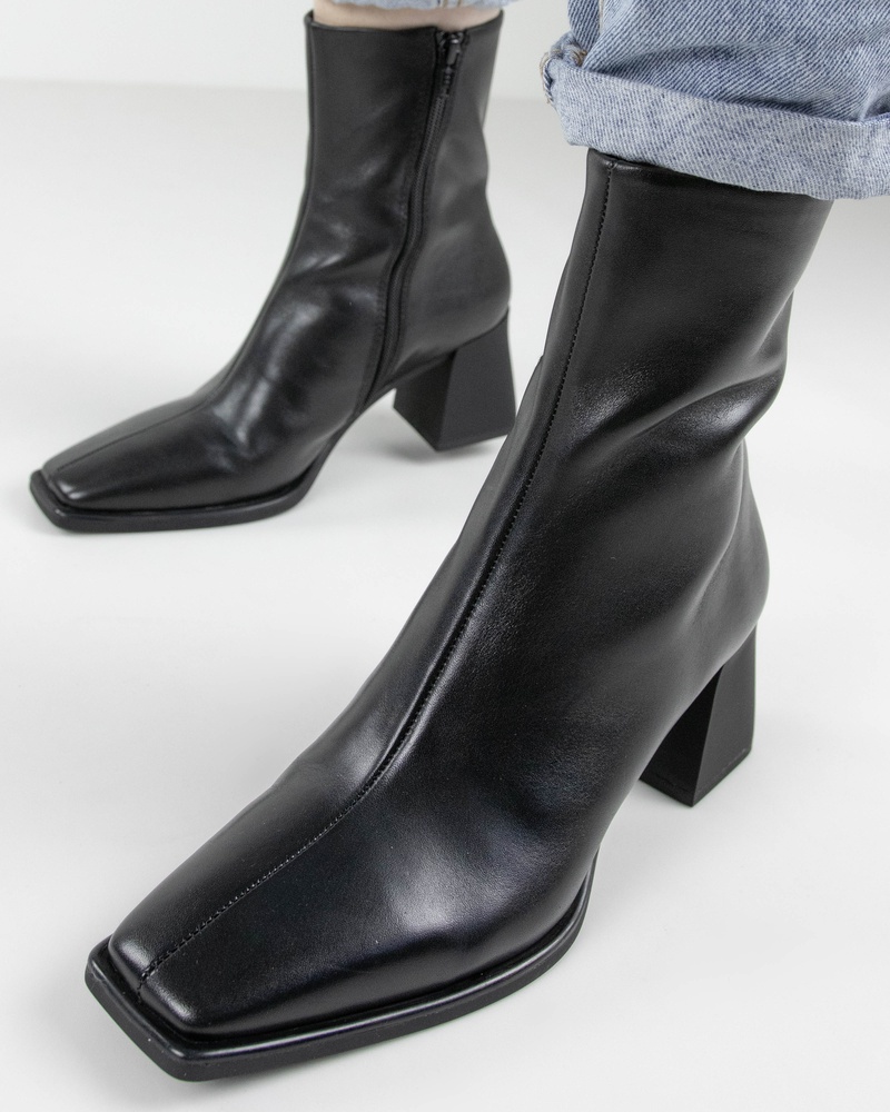 Vagabond Shoemakers Hedda Enkellaarsjes  - zwart