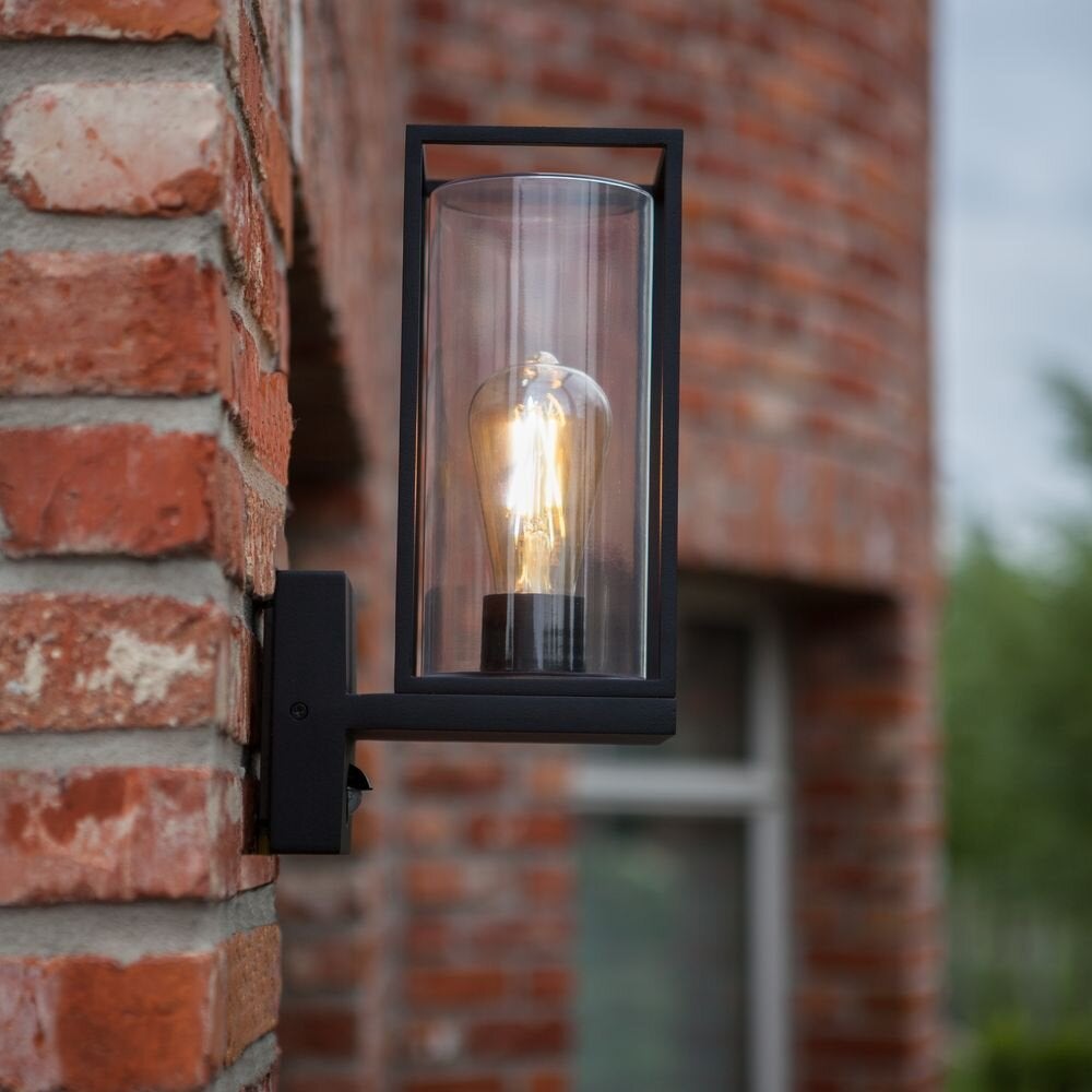 Wandlamp Flair, staand, in mat zwart, E27, IP44 met bewegingsmelder