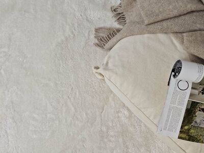 KM Carpets Cozy Gulvteppe 133x190, White