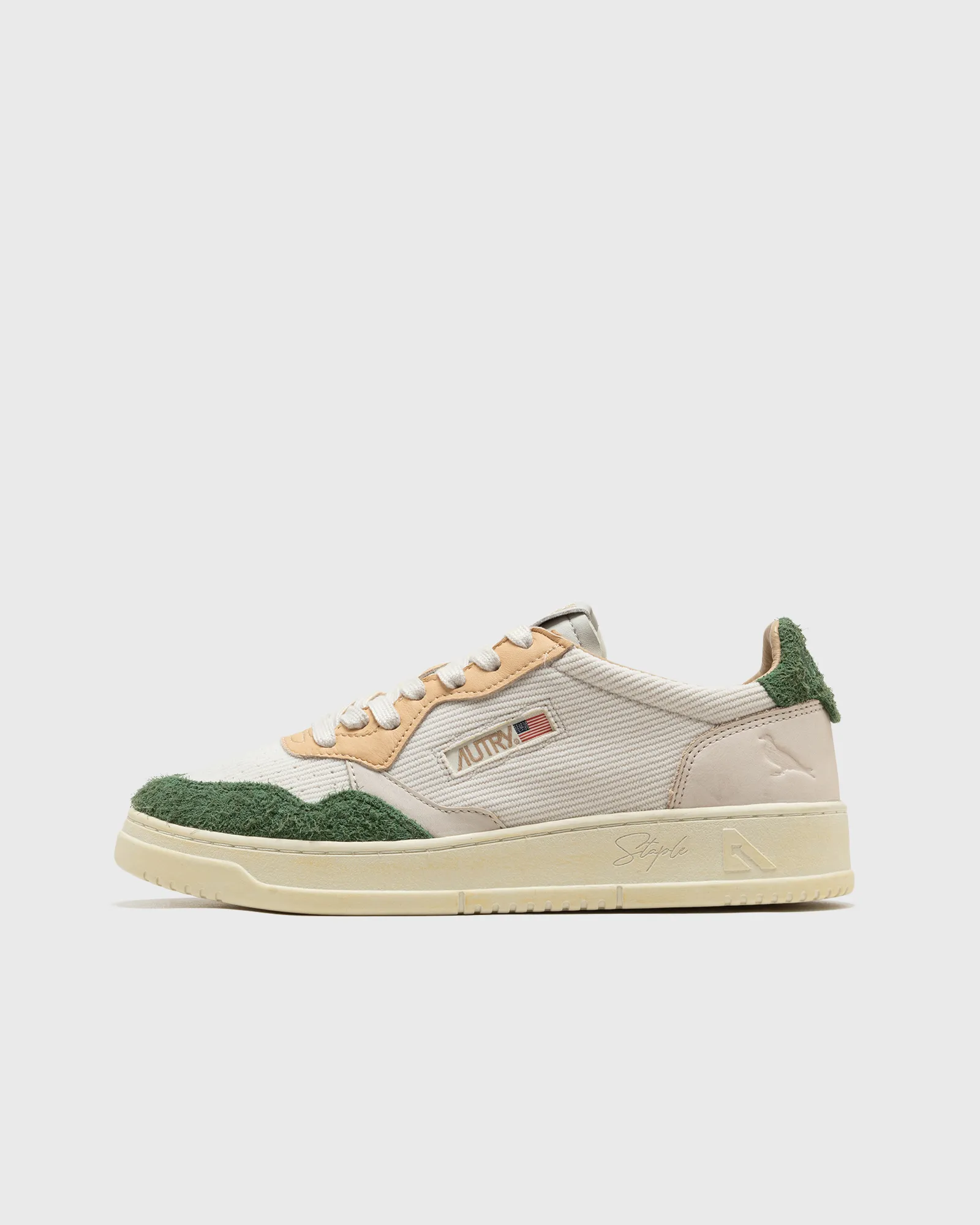 Autry Action Shoes AUTRY 01 LOW STAPLE