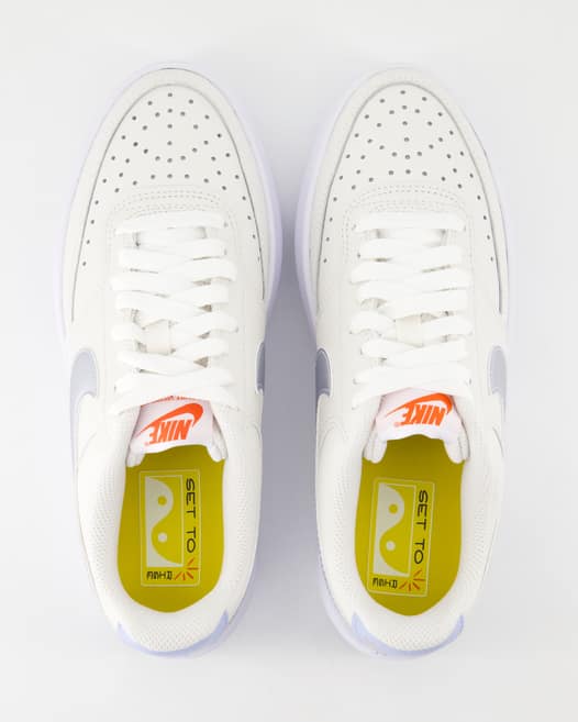Nike W Nike Court Vison Alta Sneaker