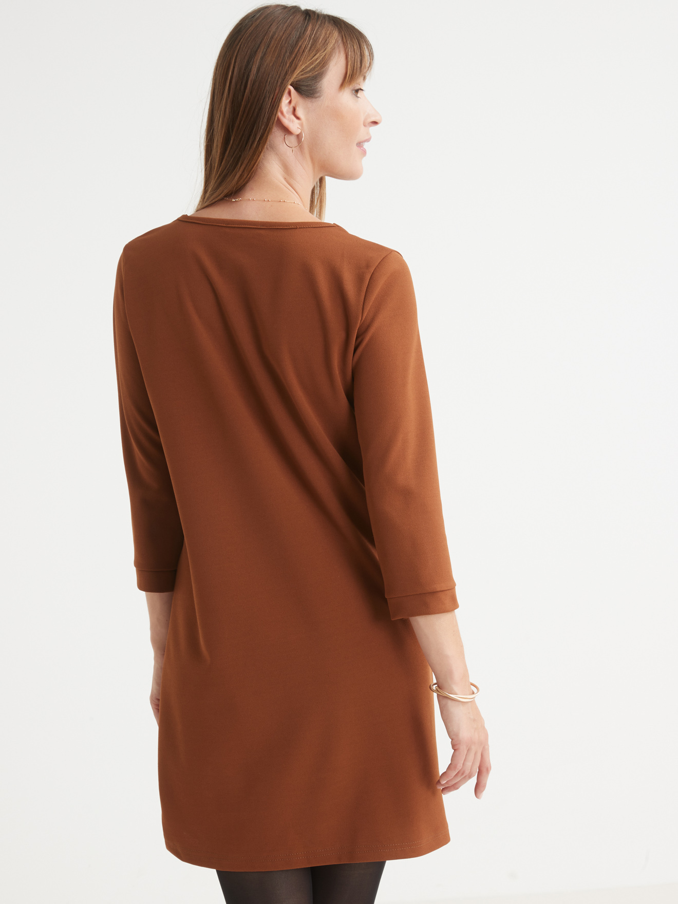 Robe housse en maille fluide