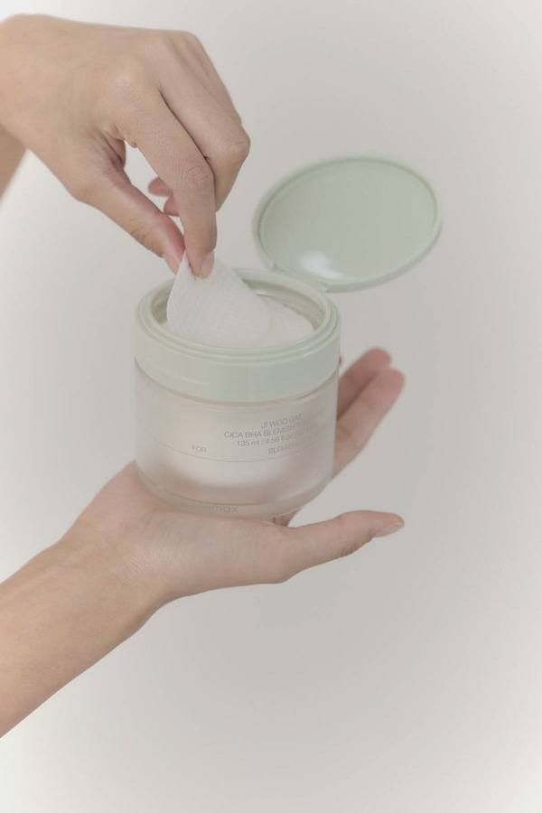 Celimax Ji Woo Gae Cica BHA Blemish Toner Pad 60pcs