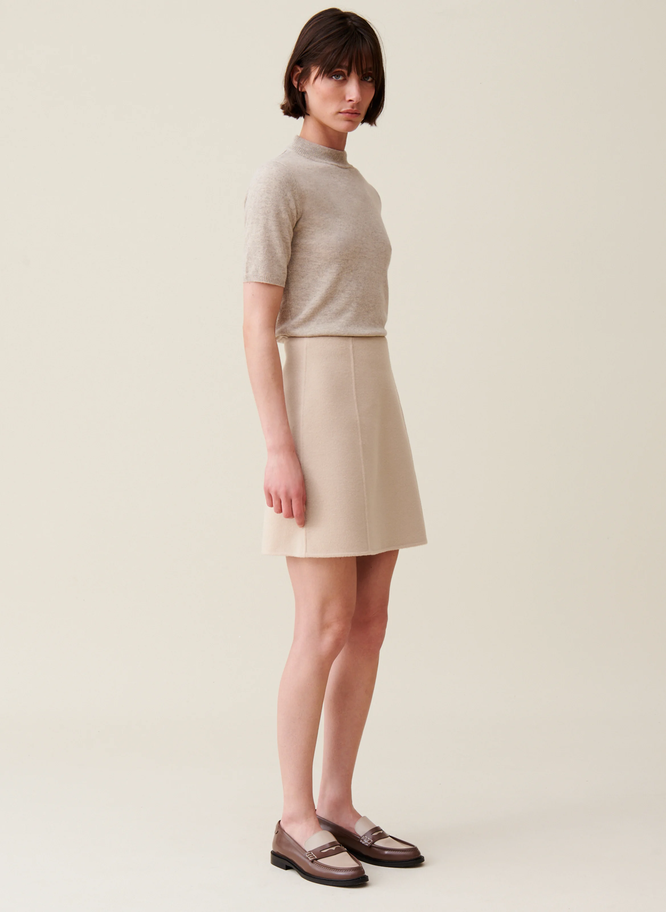 Jupe courte en laine mélangée | Beige
