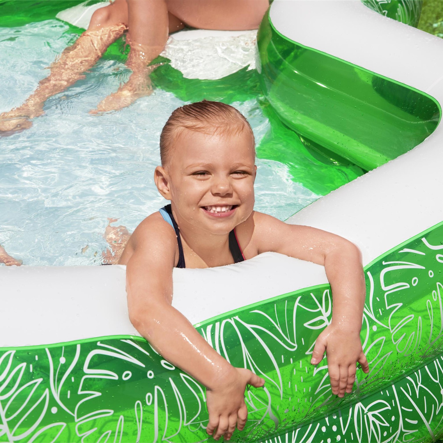 Piscina inflável Bestway 231x231x51 cm com assento estampado