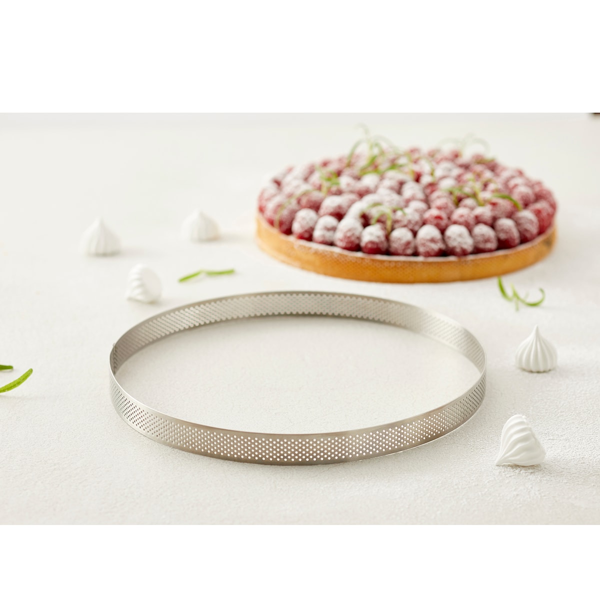 Blomsterbergs Tart ring with holes Dia. 24 x 2 cm