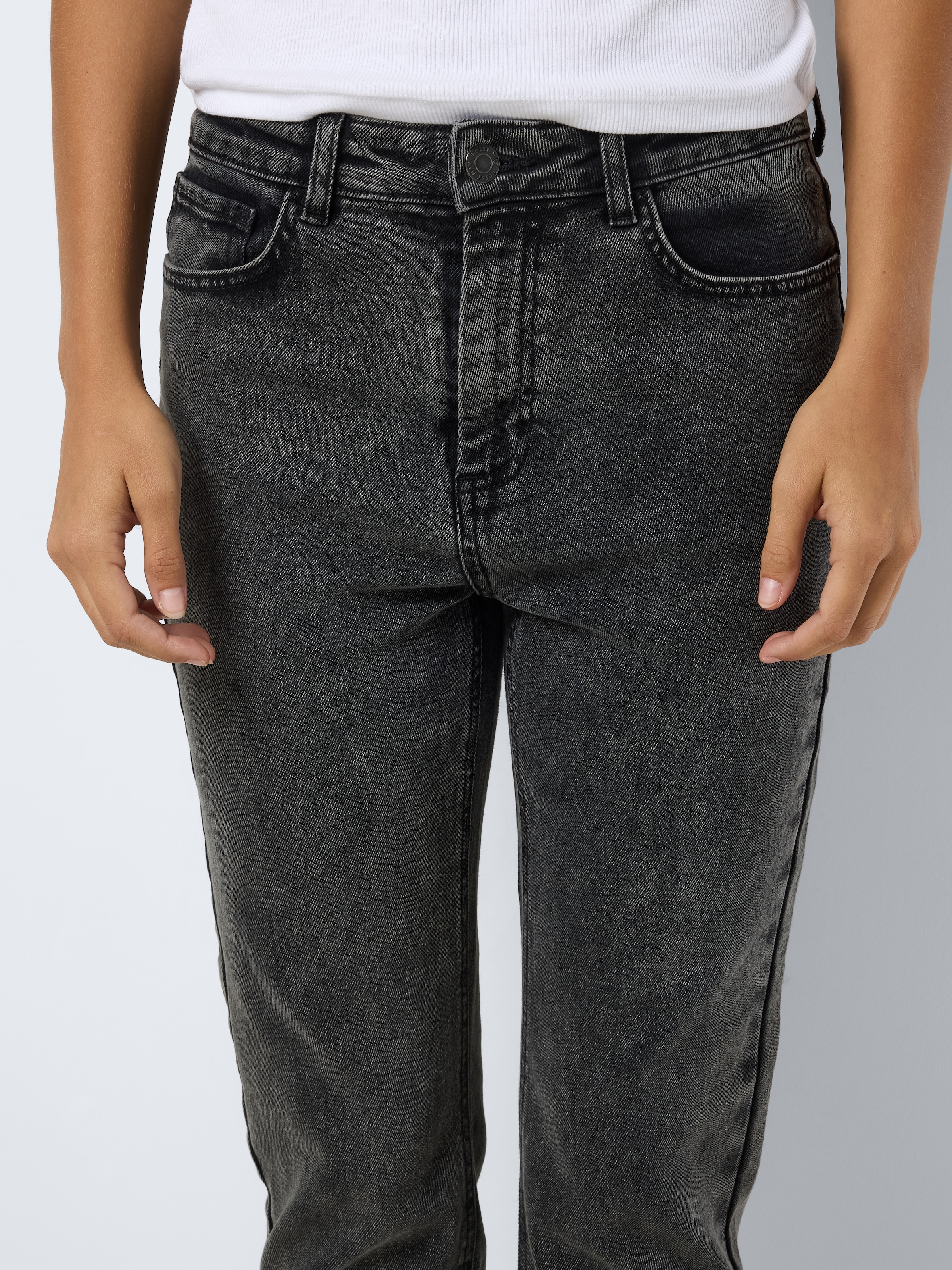 Noisy may High-waist-Jeans »NMMONI HW STRAIGHT ANK ACID AZ391DG NOOS«