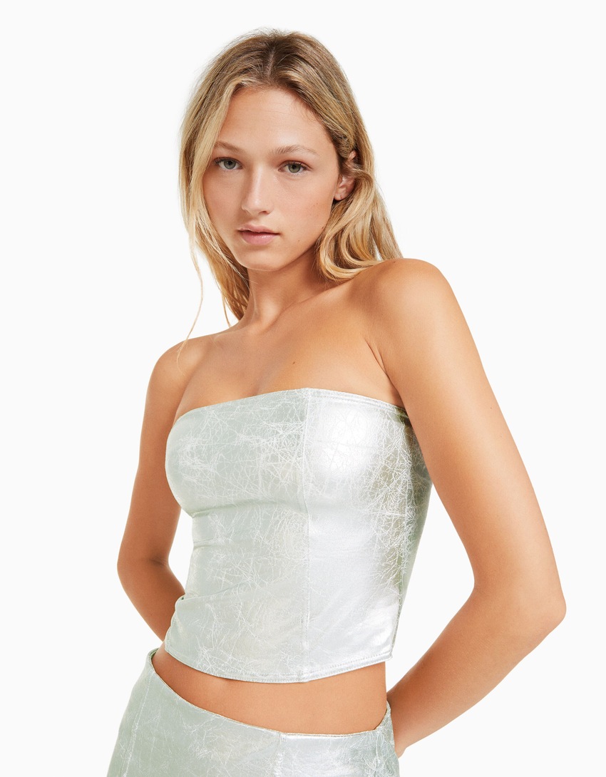 Top bandeau com revestimento metálico