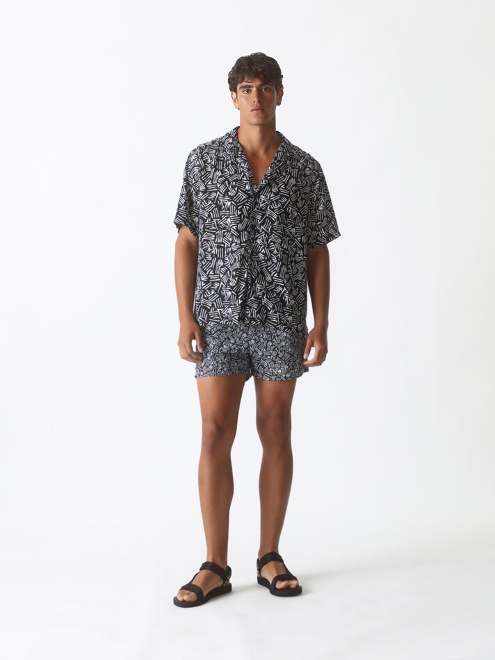 Maiô estampado - Preto