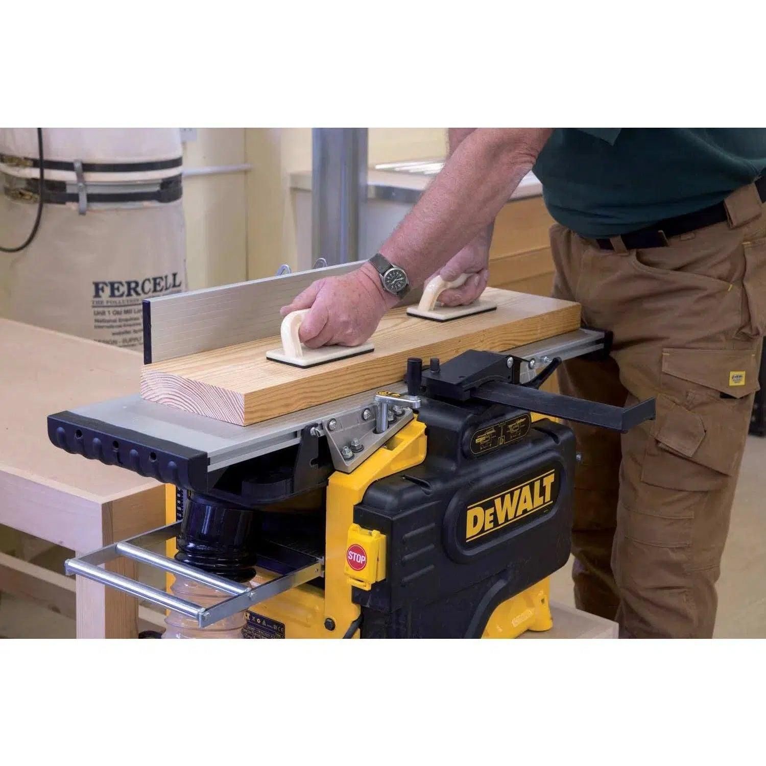 DeWALT D27300 Vlak- en vandiktebank 1600W