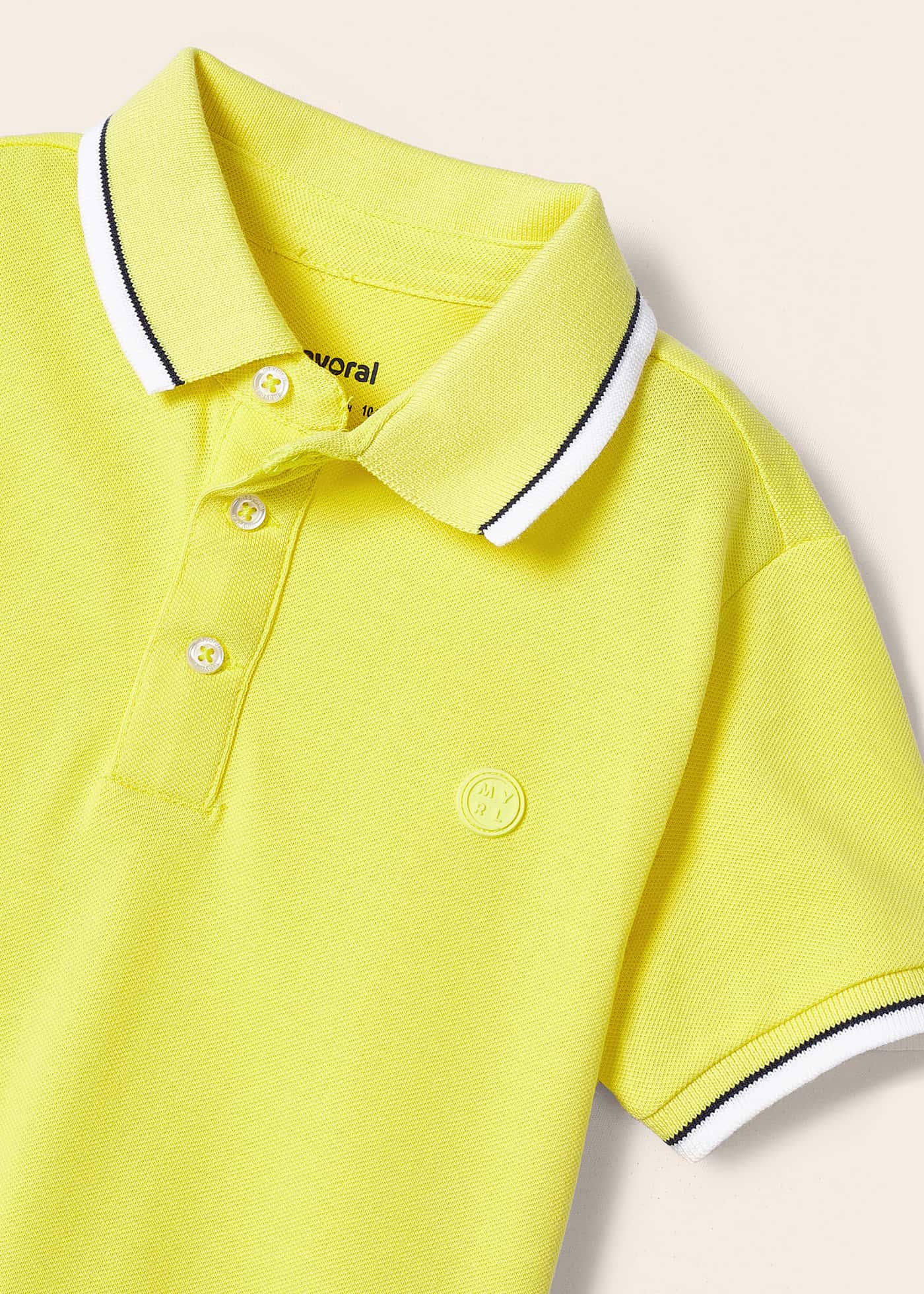 Camisa polo de manga curta em algodão sustentável para meninos