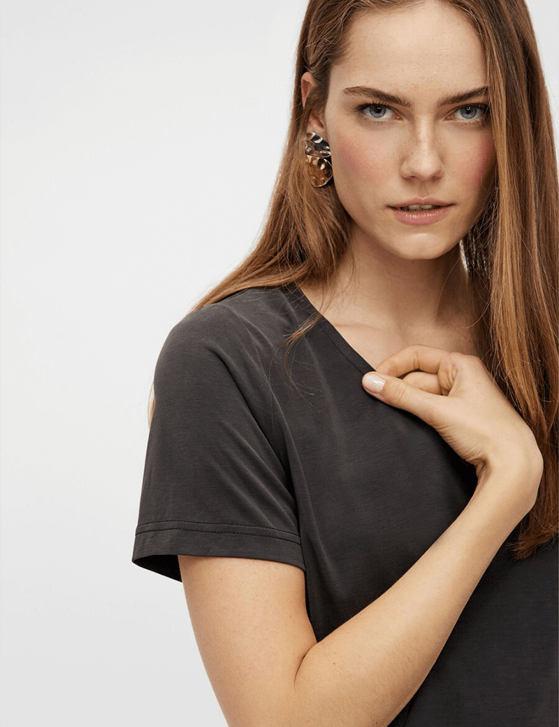 Y.A.S T-SHIRT LUNA M/C COL ECHANCRÉ BLACK