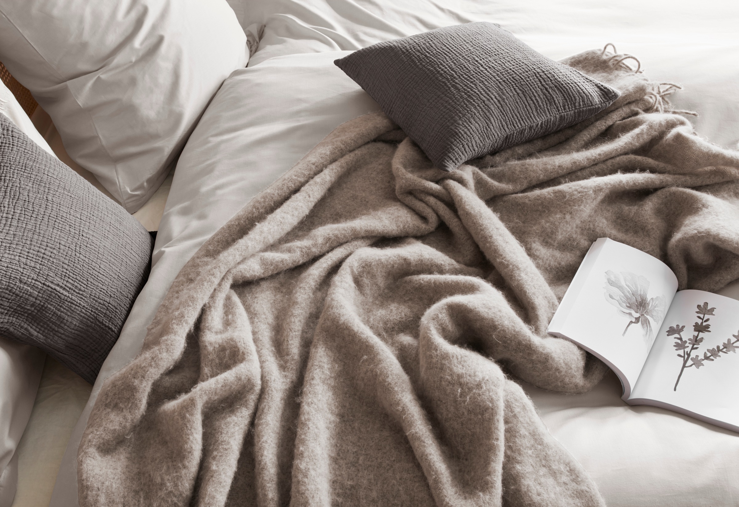 LeGer Home by Lena Gercke Plaid »Sinja« mit Fransen, Kuscheldecke