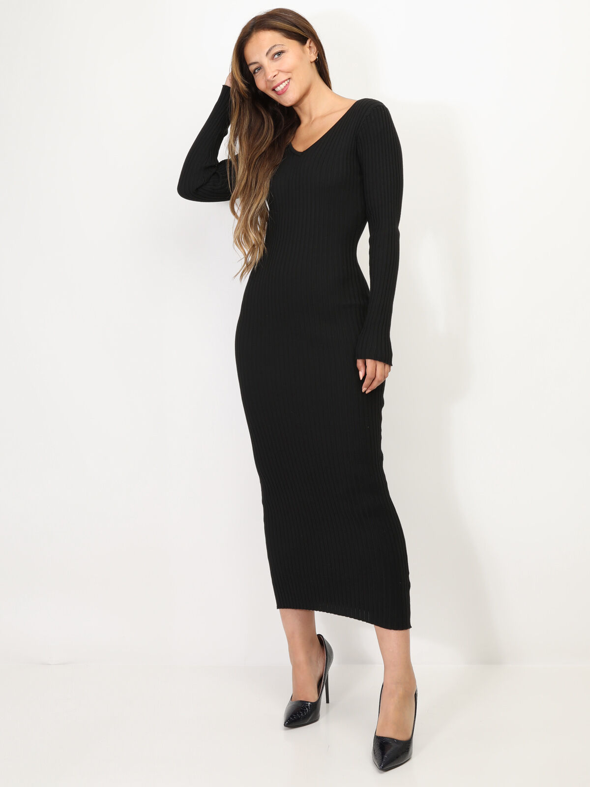 Robe pull longue côtelée à col V- Noir