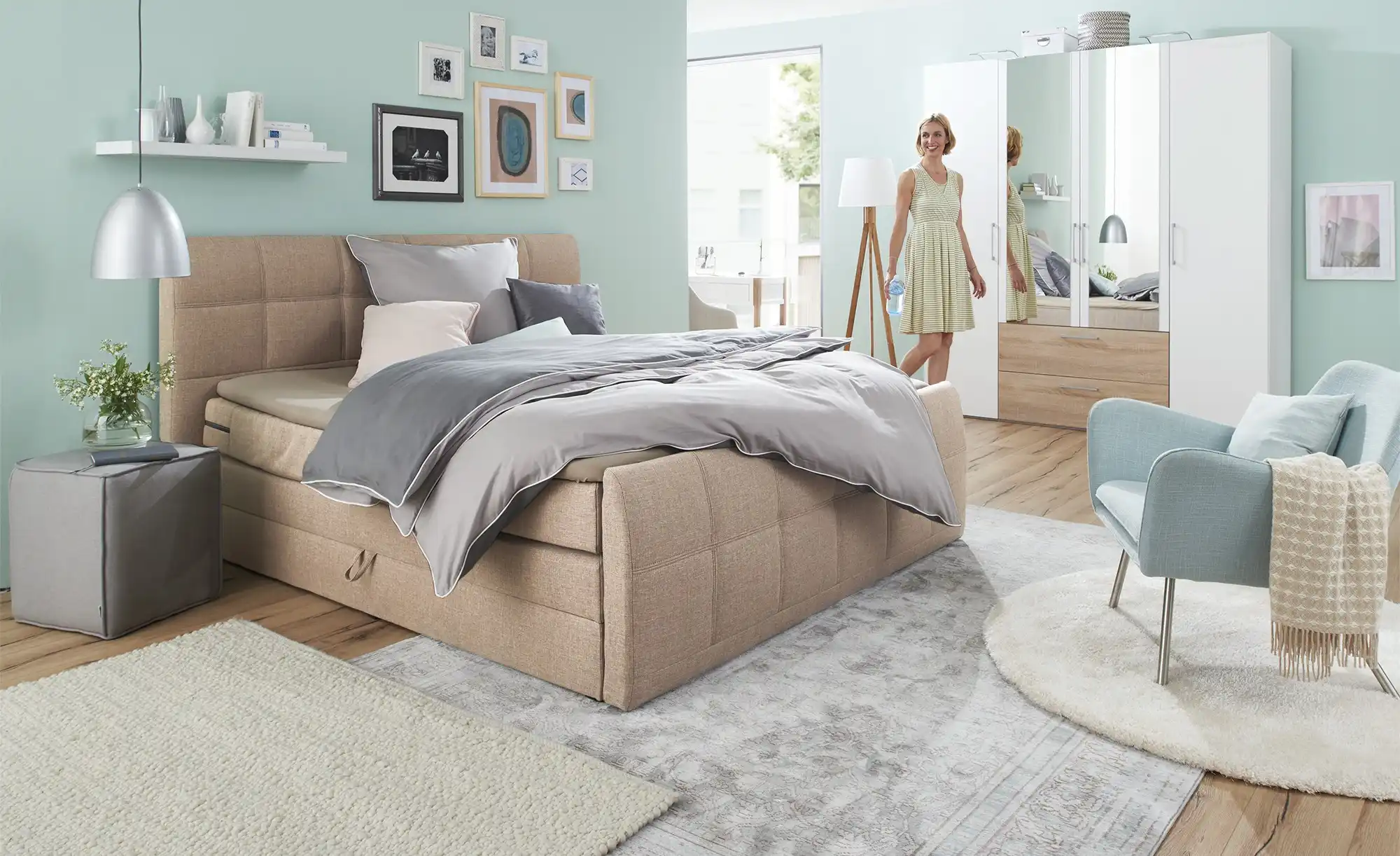 Boxspringbett mit Bettkasten Earl