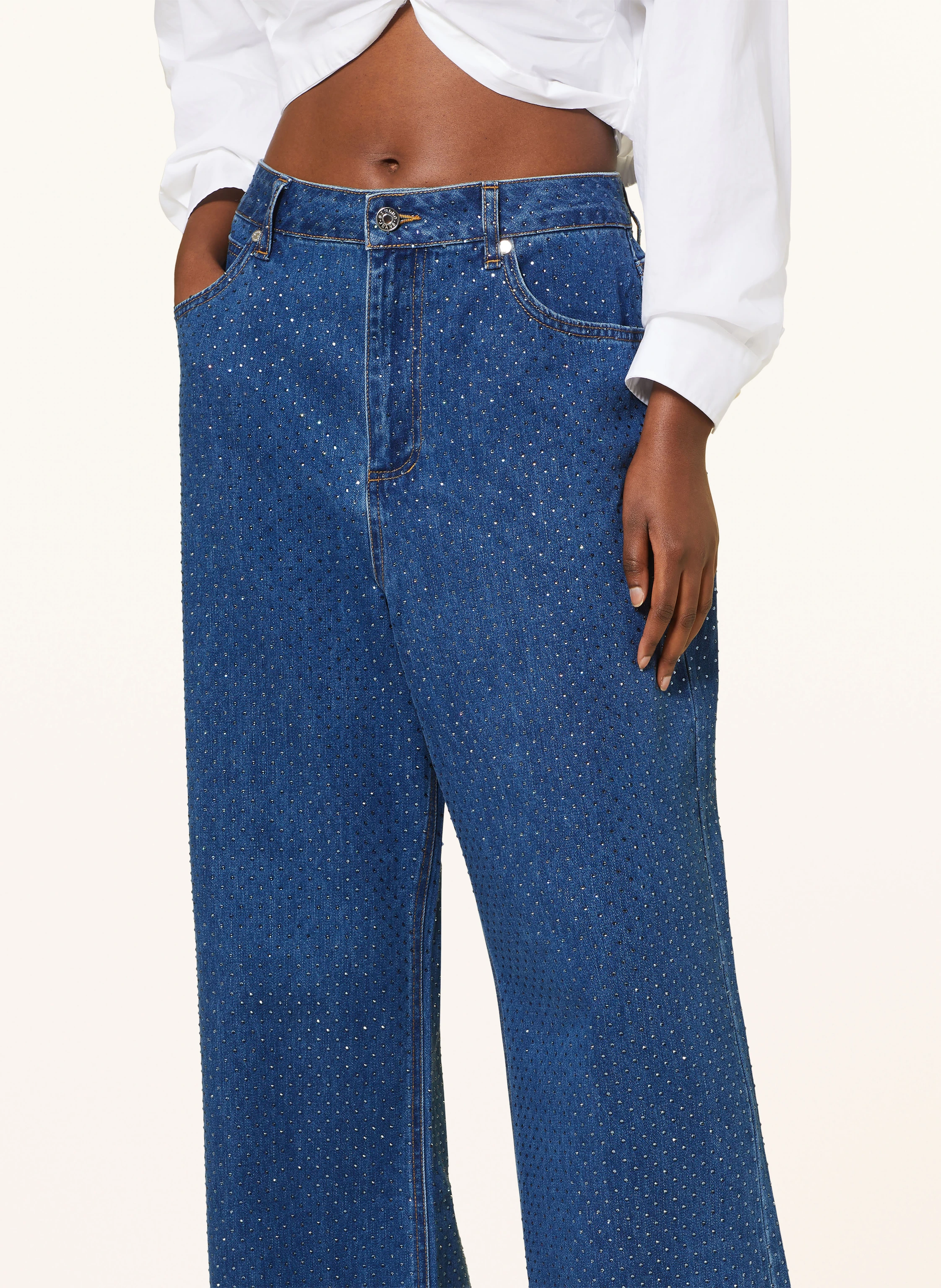 SANDRO Straight Jeans mit Schmucksteinen