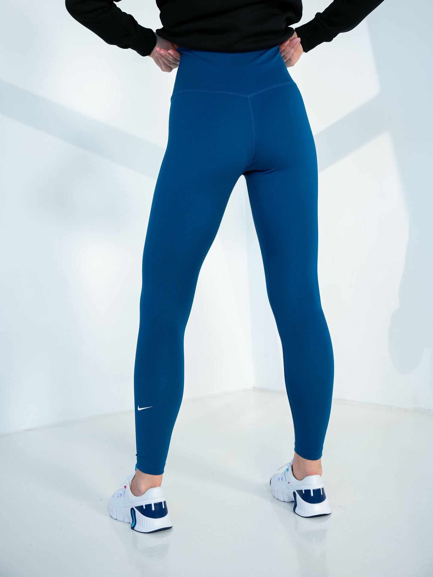 One Dri-Fit High-Rise Tight