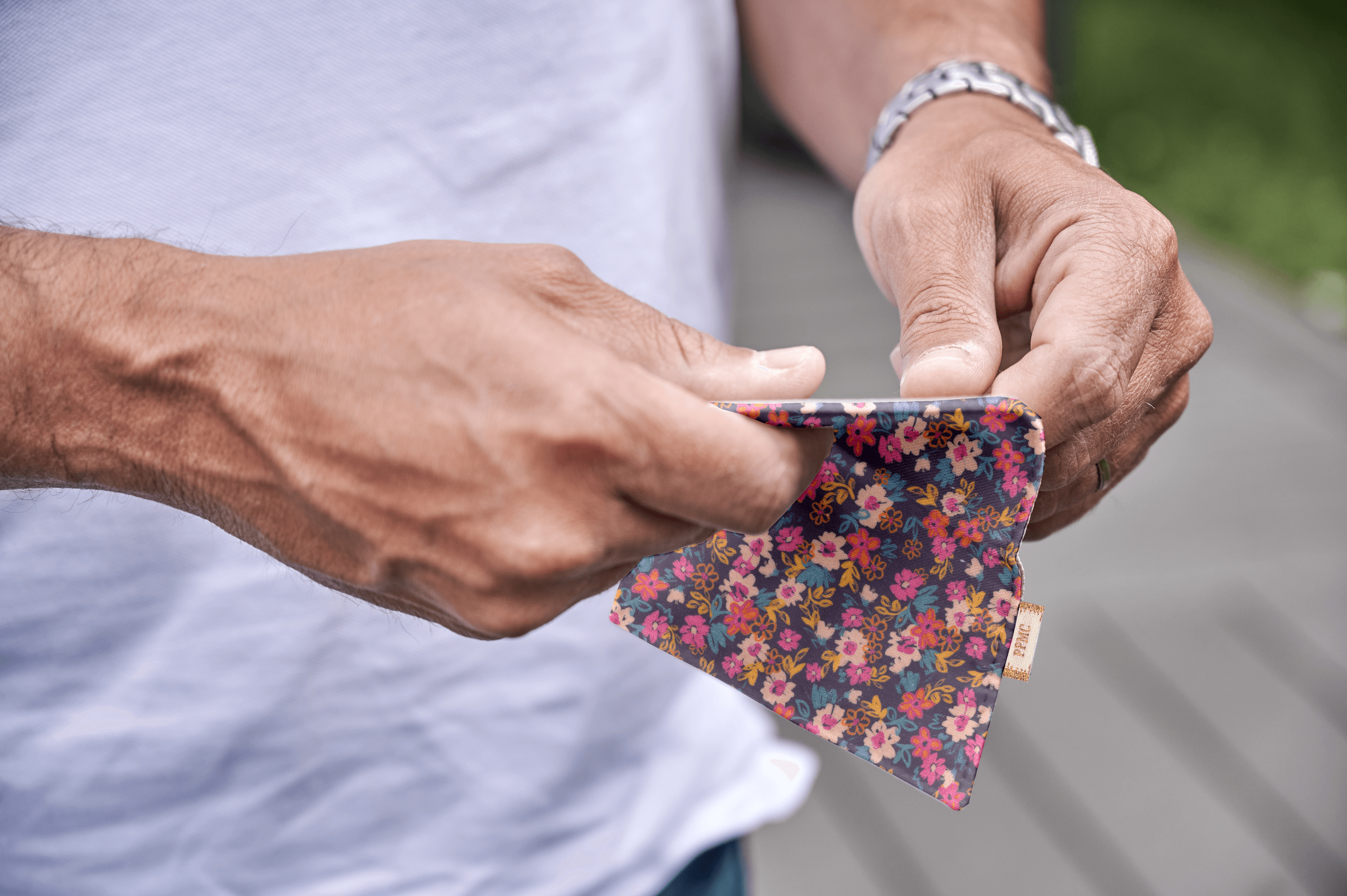 Porte Carte Hippie Fleurie