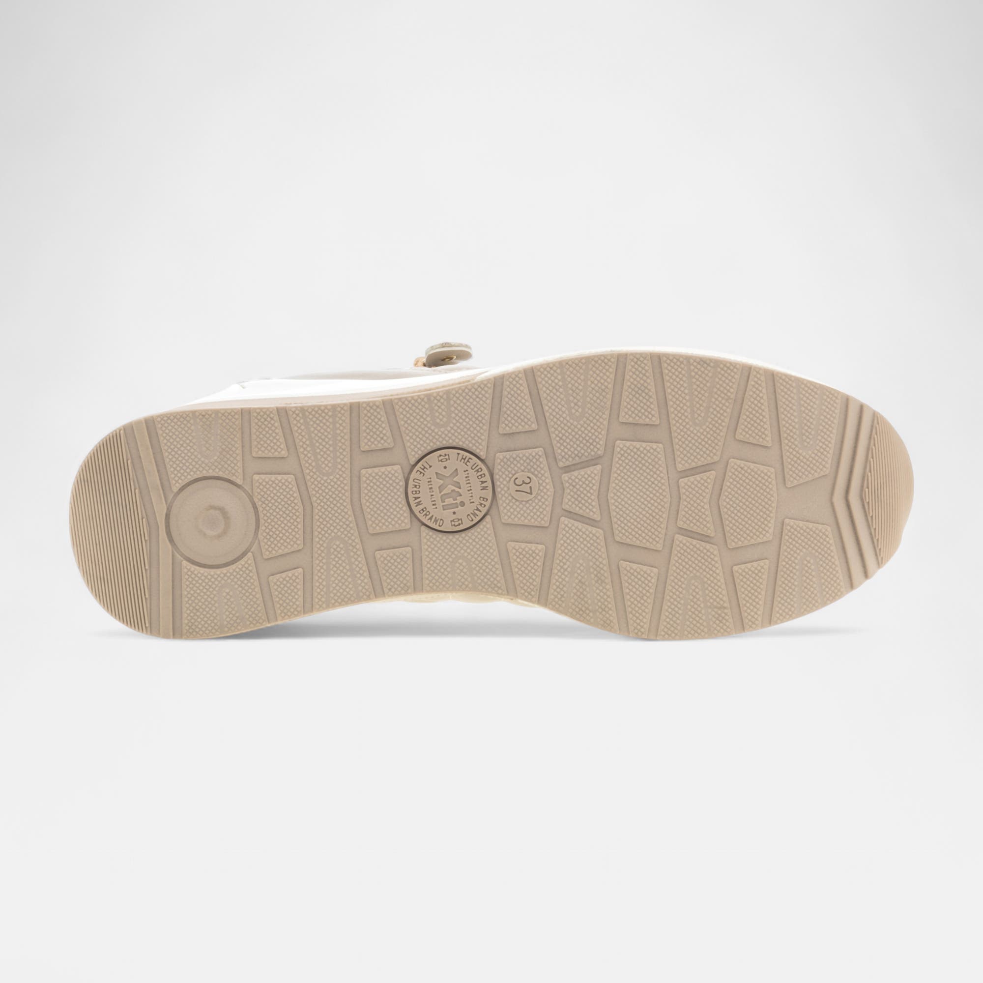 Baskets basses à talon compensé Femme beige
