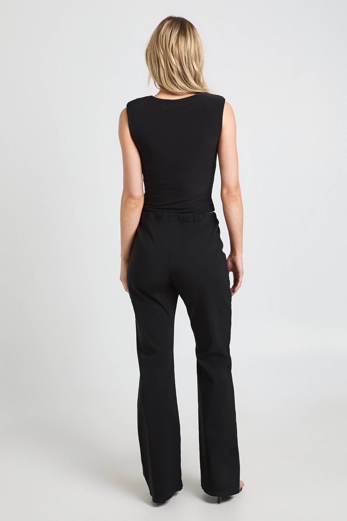 boohoo Pantalon Évasé Taille Haute Stretch Petite