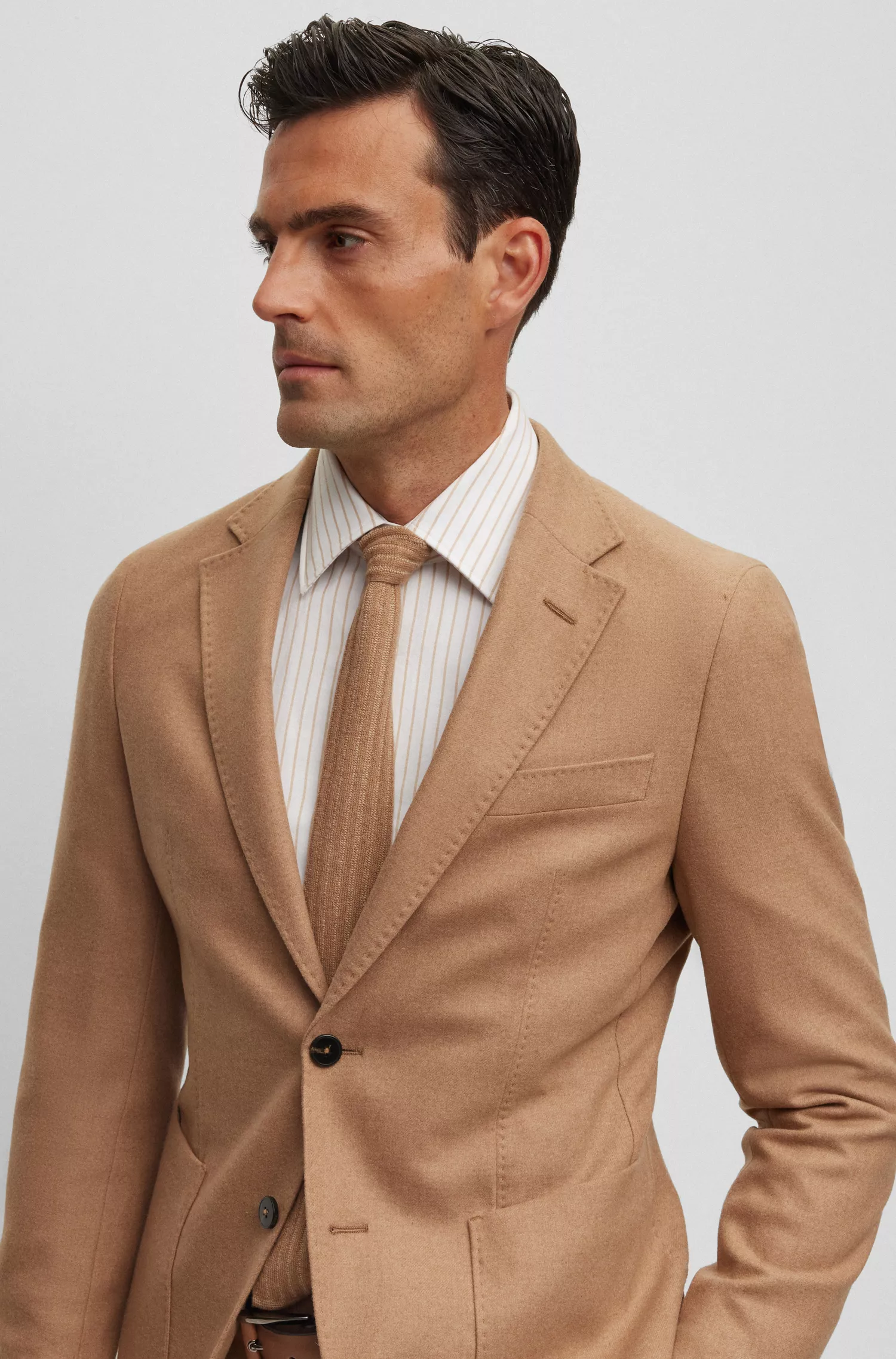 Terno BOSS Camel Slim-fit em lã cor de camelo com elastano