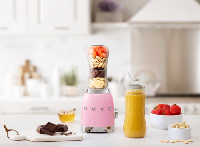 Smeg personlig blender PBF01PKEU (pink)
