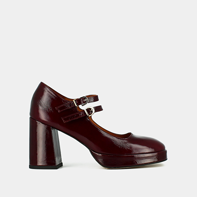 Babies à doubles brides et plateformes  en vernis plissé bordeaux