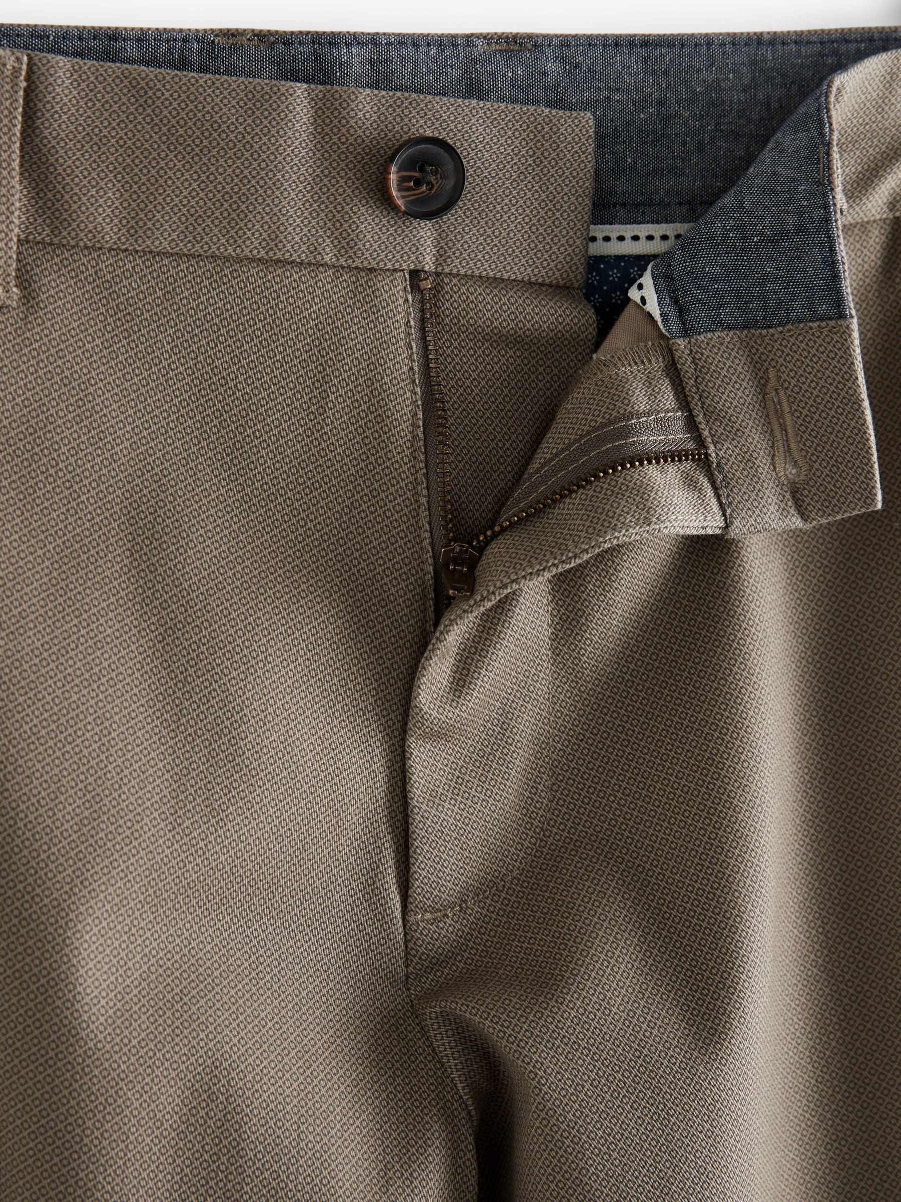 Pastelgeel - Slim Fit - Zachte chino met print en riem