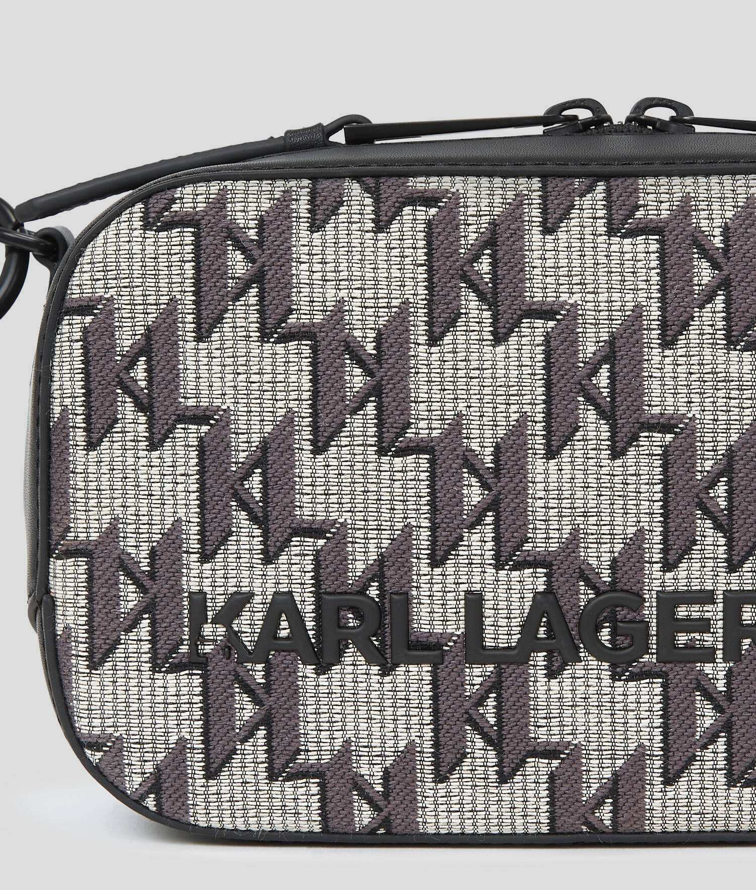 SAC CAMÉRA K/MONOGRAM