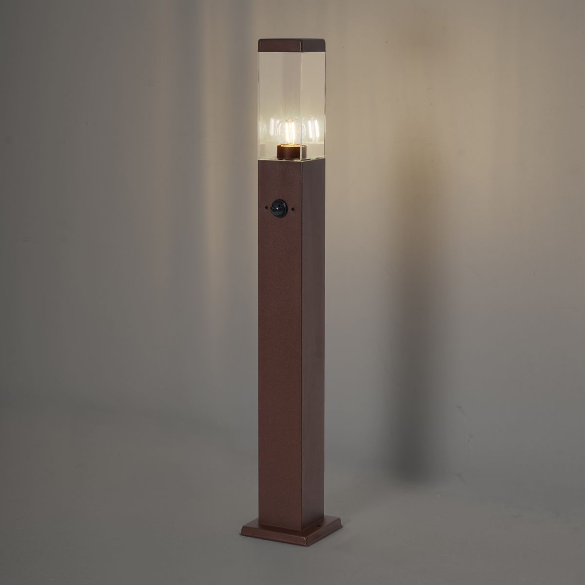 Buitenlamp roestbruin met helder glas 80cm IP44 met stopcontact en bewegingssensor - Malios