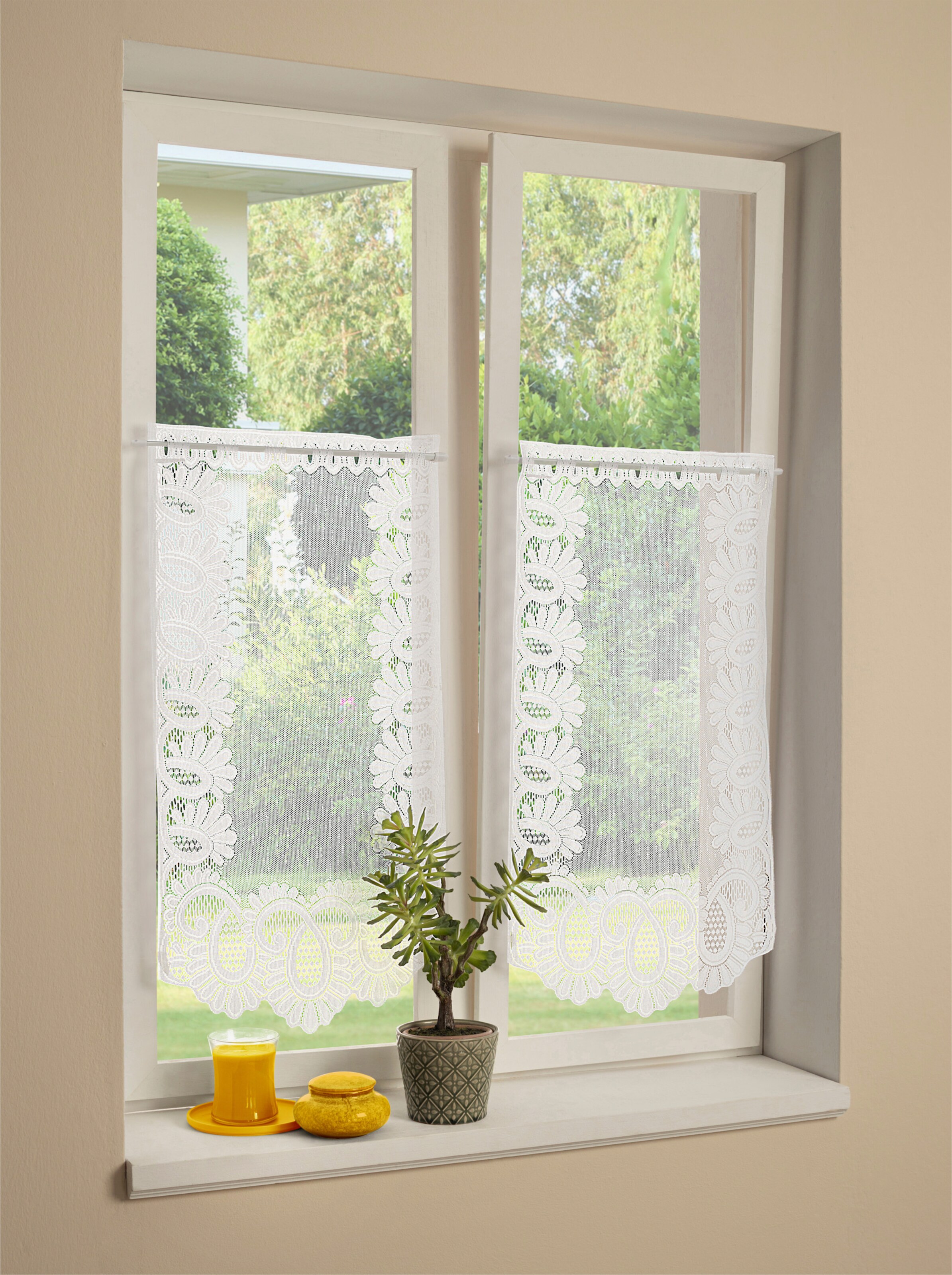 Fenster- und Türbehang
